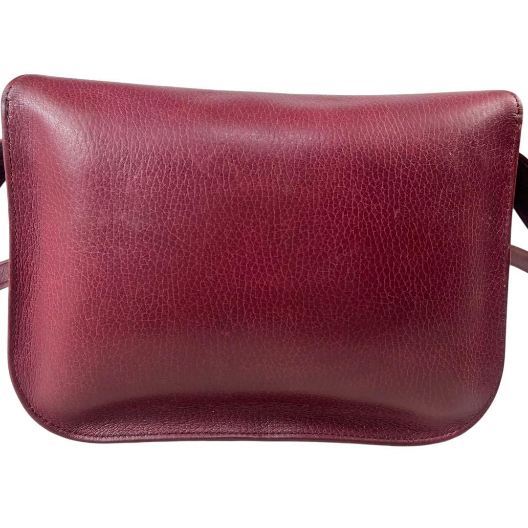 カルティエ　ショルダーバッグ　レザー　マストライン　斜め掛け　ロゴ金具