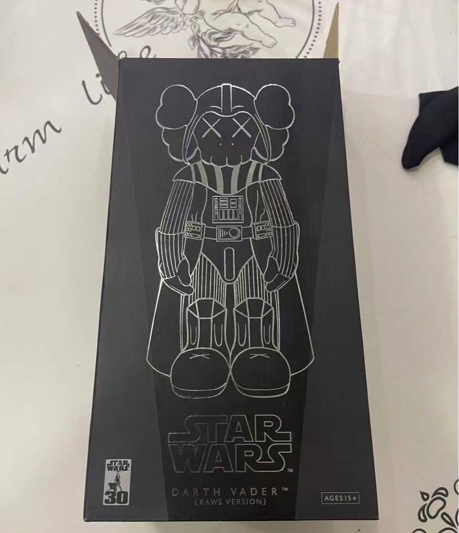 KAWS ×STAR WARS×MEDICOM TOY Darth Vader