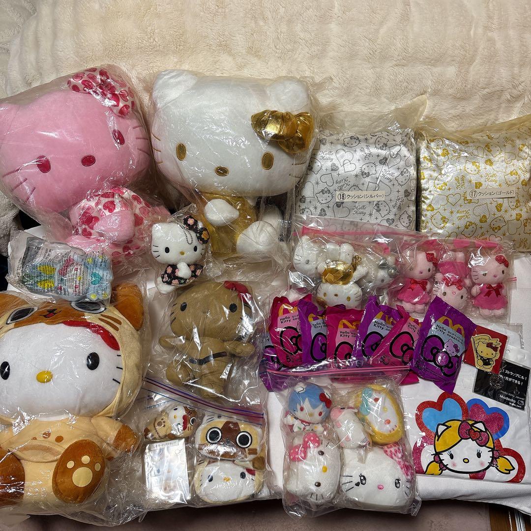 【超豪華セット】ハローキティ グッズ まとめ売り 50周年・モンハン・エヴァ他