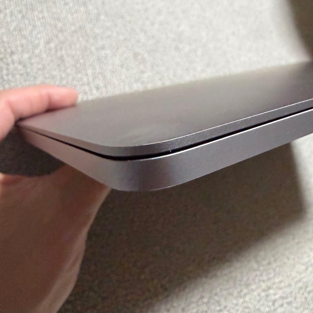 Mac Book PRO 2017 15インチ　1T メモリー16G