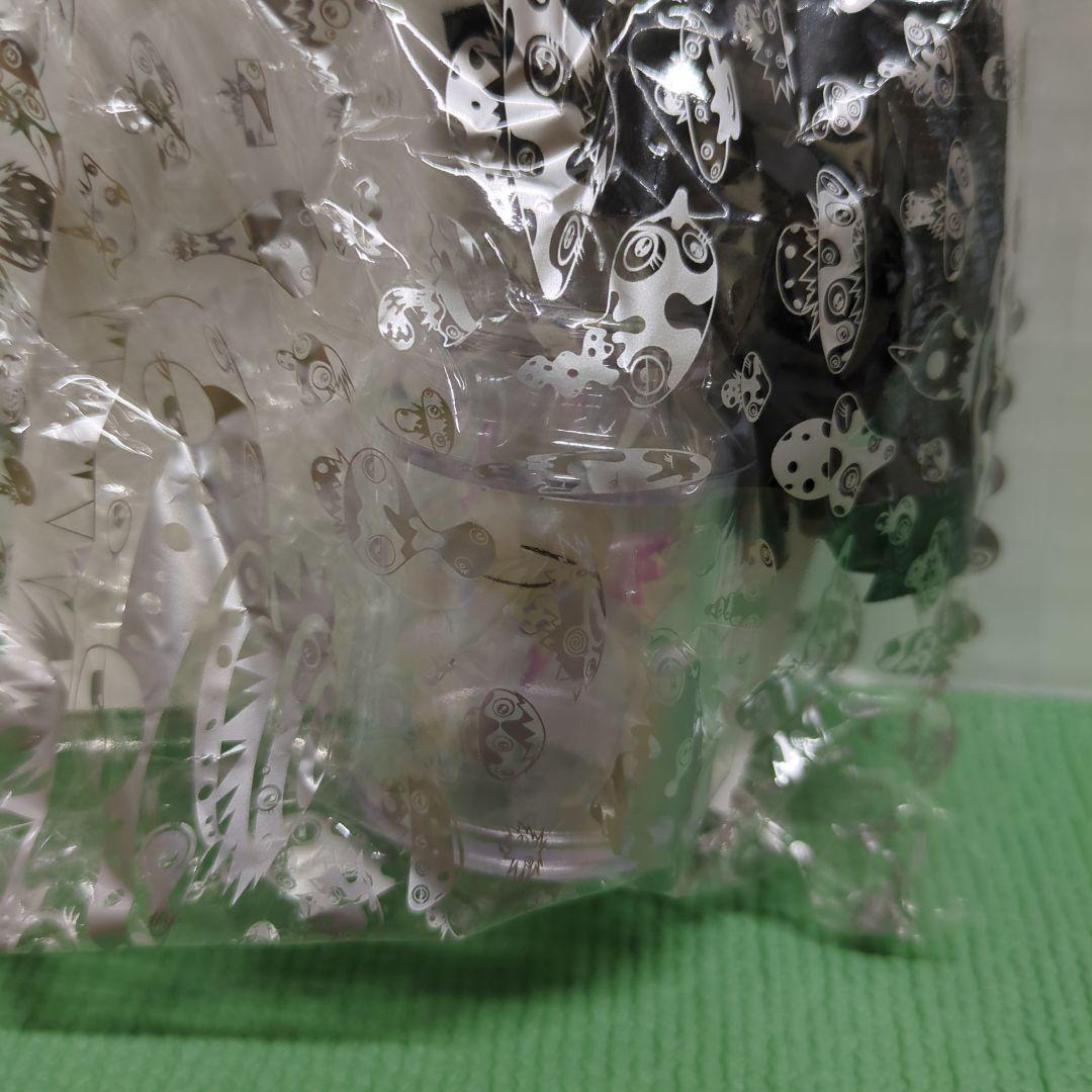 村上隆のスーパーフラットミュージアム ロサンゼルスエディション 9個。