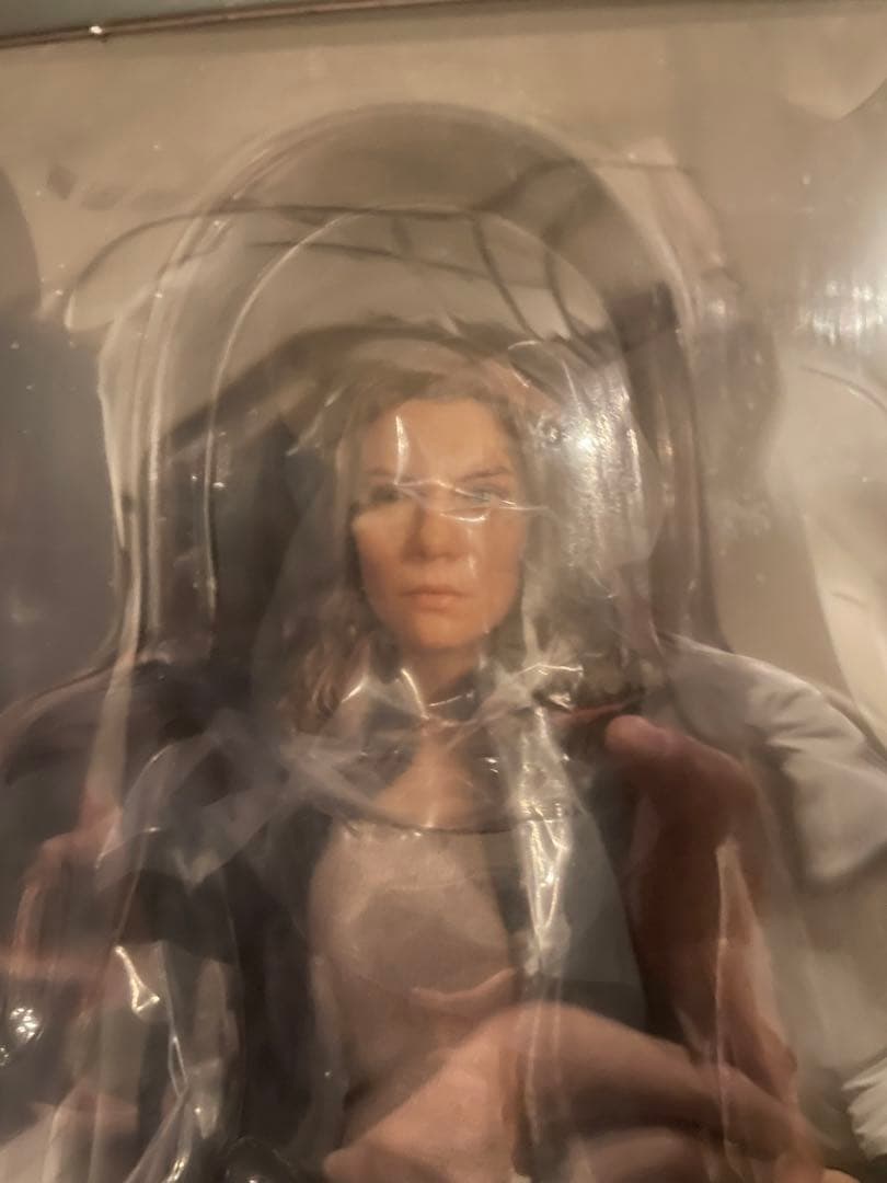 ウォーキングデッド マギー フィギュア