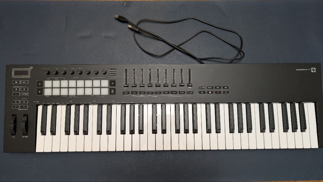 Novation LAUNCHKEY MK3 61 MIDIキーボード