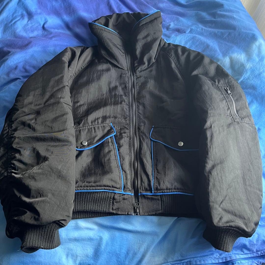 a2oパイピングバギーブルゾン　Mサイズ あおば