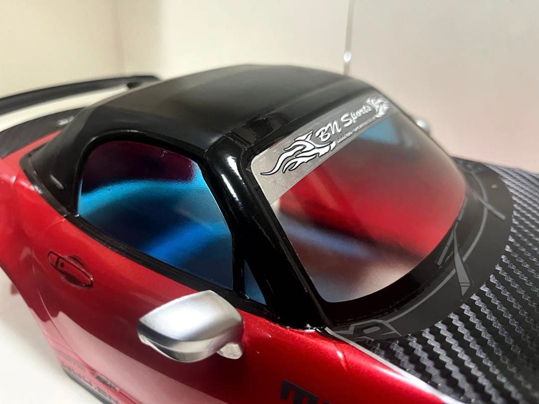 ラジコン 1/10 タミヤXB マツダ ロードスター レッドボディとタイヤセット