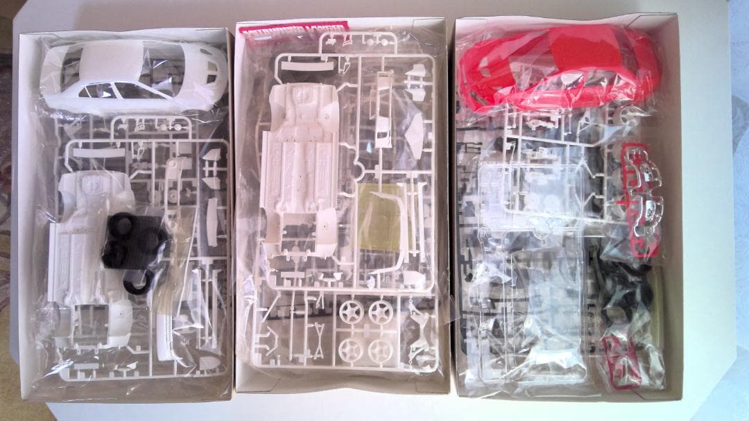 タミヤ　三菱ランサーエボリューション V, VI, VII,WRC3点セット