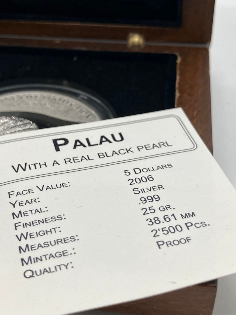 【プルーフ未開封】パラオ共和国 海洋生物保護 5ドル銀貨 黒真珠入 2006年