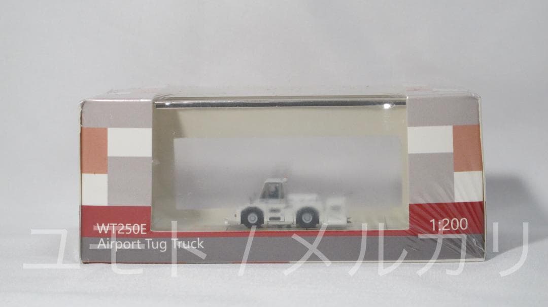 JC Wings 日本航空（JAL） 1:200 トーイングトラクター