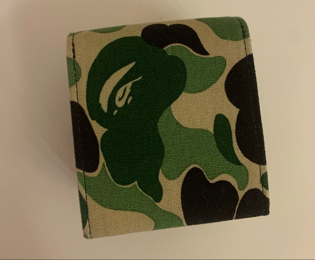 ciscodesu1さま ＢＡＰＥＸ　ラインストーン　腕時計