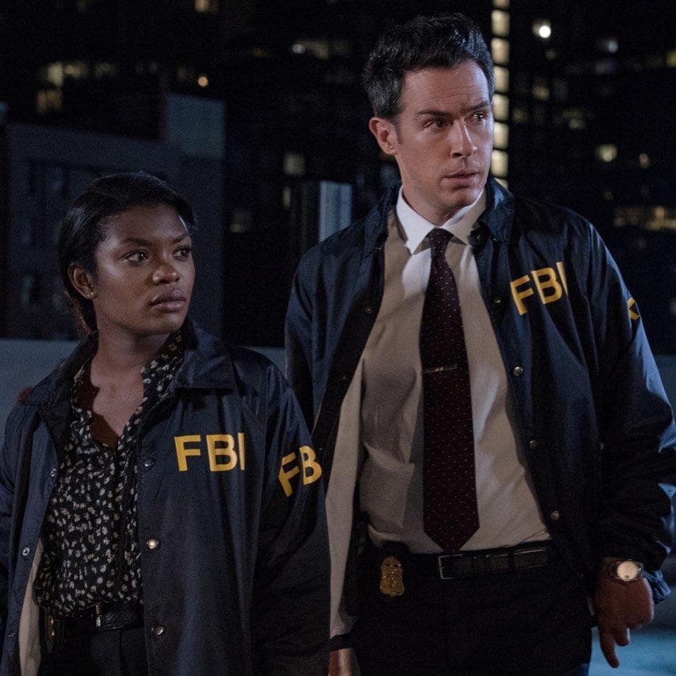 FBI ジャケット コスプレ