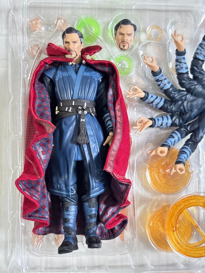 正規品 MAFEX ドクターストレンジ フィギュア marvel