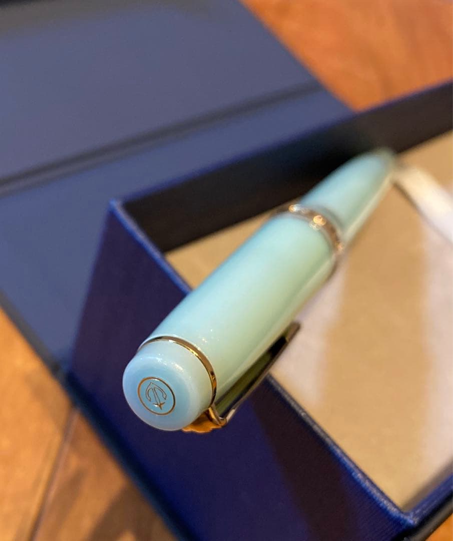 新品　字幅F ペントノート オリジナル 万年筆 しのぶの翠色。