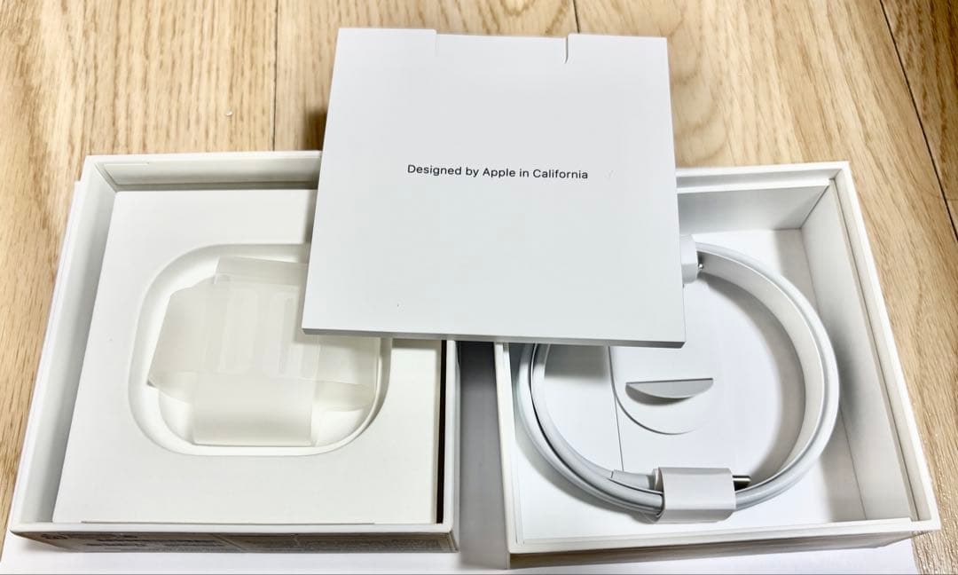 AirPods第3世代　MagSafe 充電ケース付き