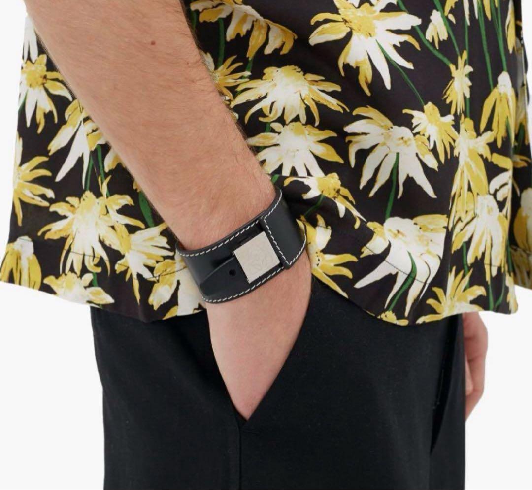 【美品/箱付き】LOEWE ロエベ　レザーブレスレット　アナグラム　ブラック