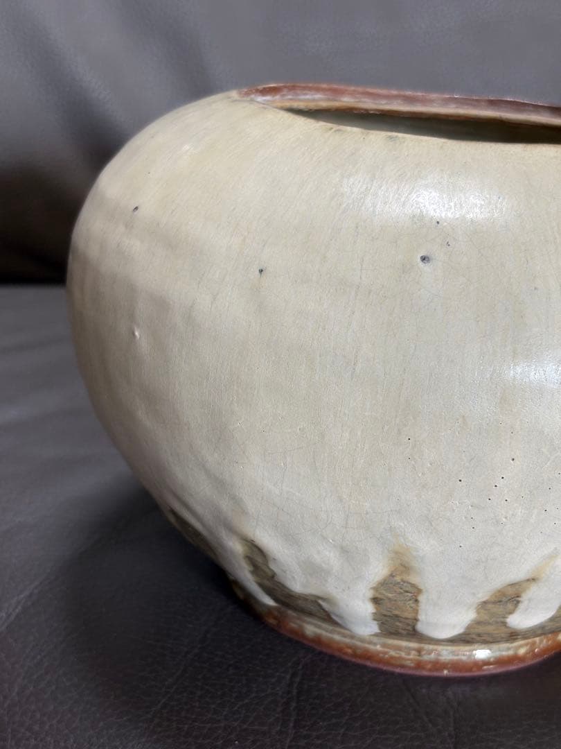 蓋付き入れ物　置物