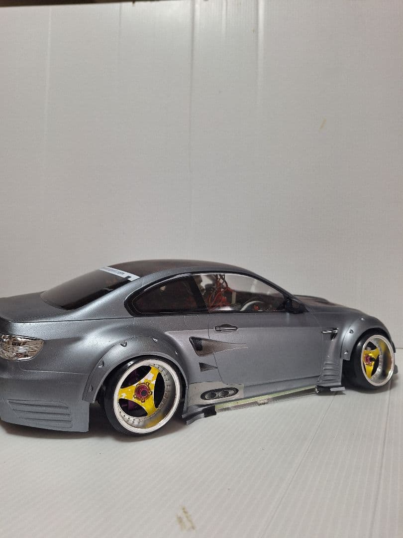 10分1ラジコンボディ、BMW