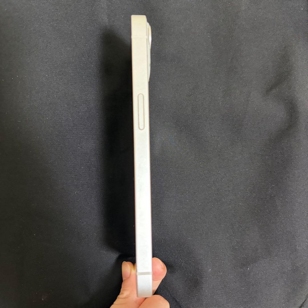 Apple iPhone 13 ホワイト 本体 simフリー