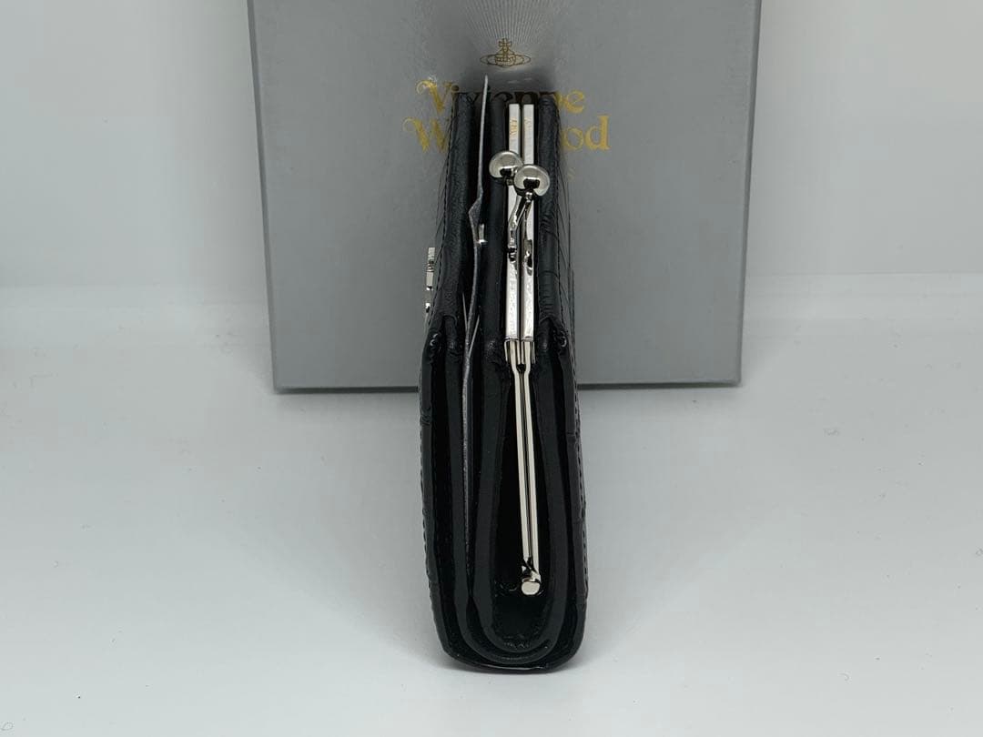 【新品未使用】Vivienne Westwood 二つ折り財布 ブラック