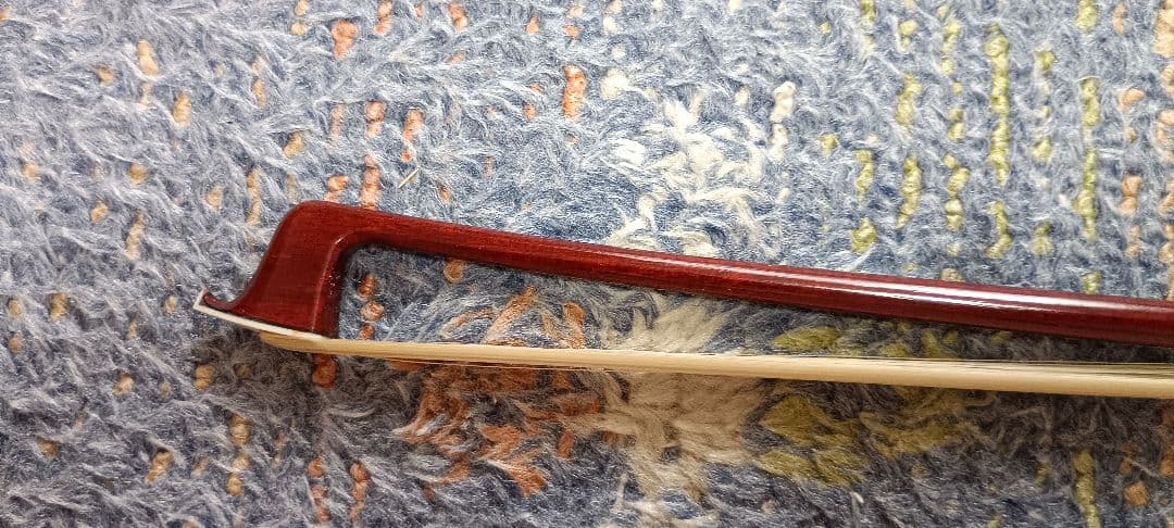 ヴァイオリン　カーボン弓(木目調)