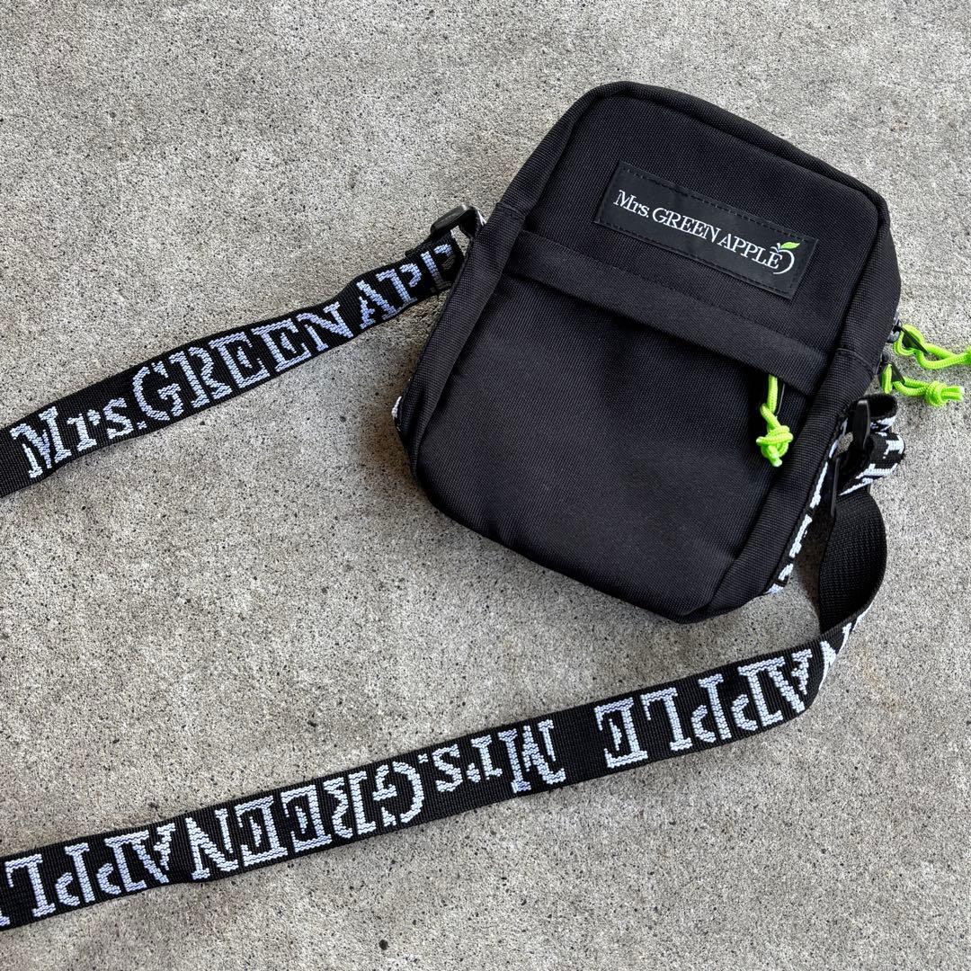Mrs. GREEN APPLE ミセス ショルダーバッグ