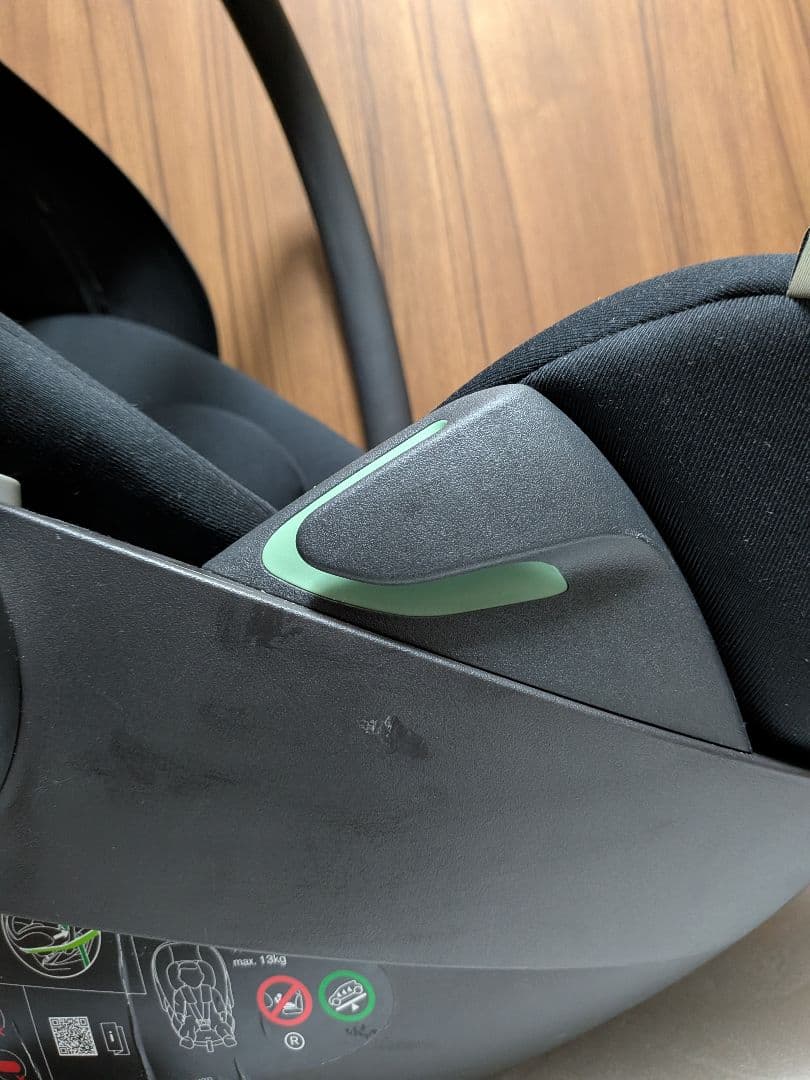 （値下げ）Cybex ベビーシート クラウドG i-size アタッチメント付