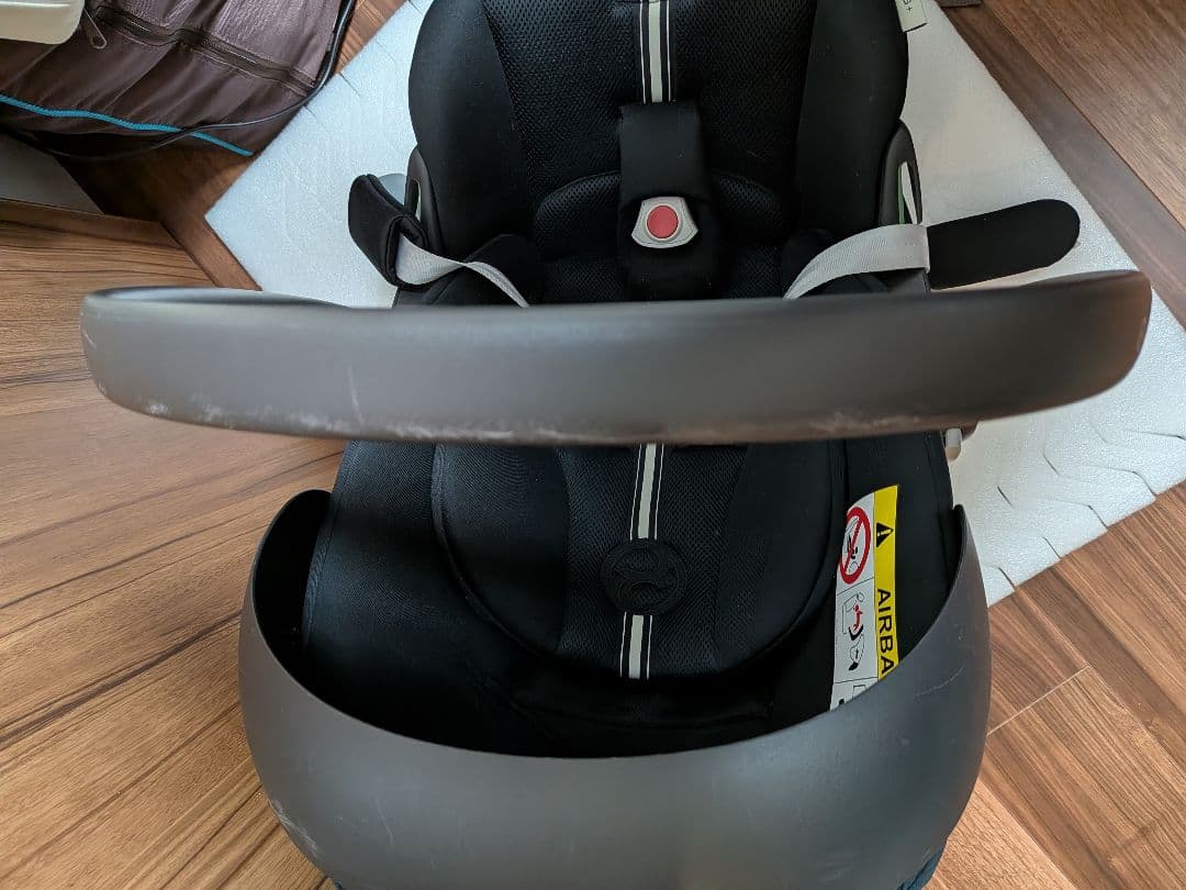 （値下げ）Cybex ベビーシート クラウドG i-size アタッチメント付