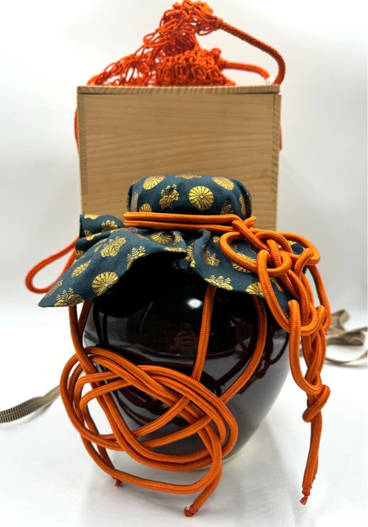 135 天目釉　飾壺　平安草山　未使用品　共箱