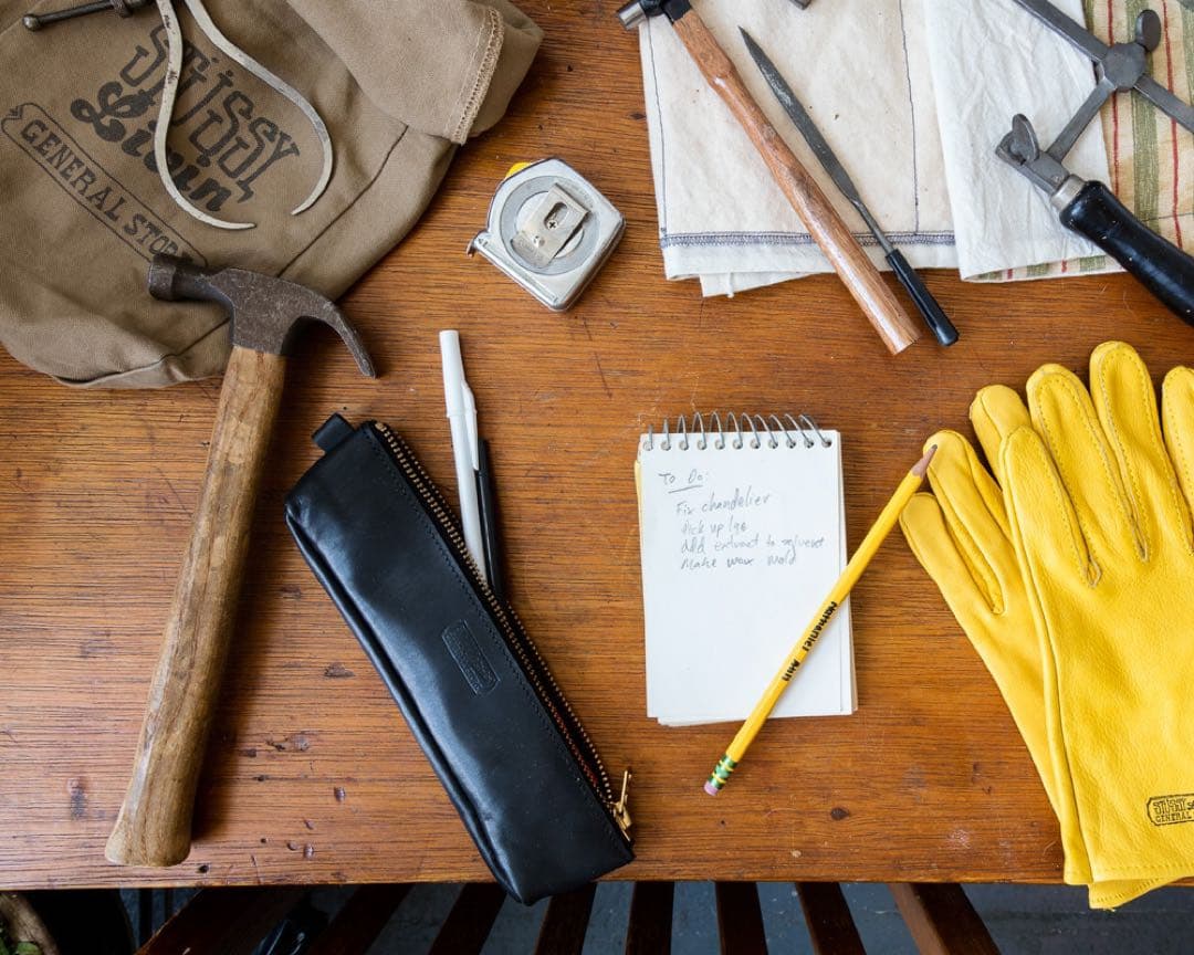 新品STUSSY Livin' General Store Pen Case