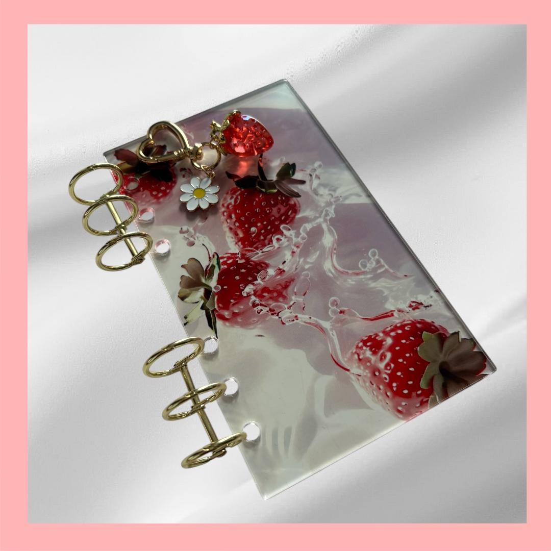 韓国♡アクリルバインダー♡いちご♡A6貯金SAVING