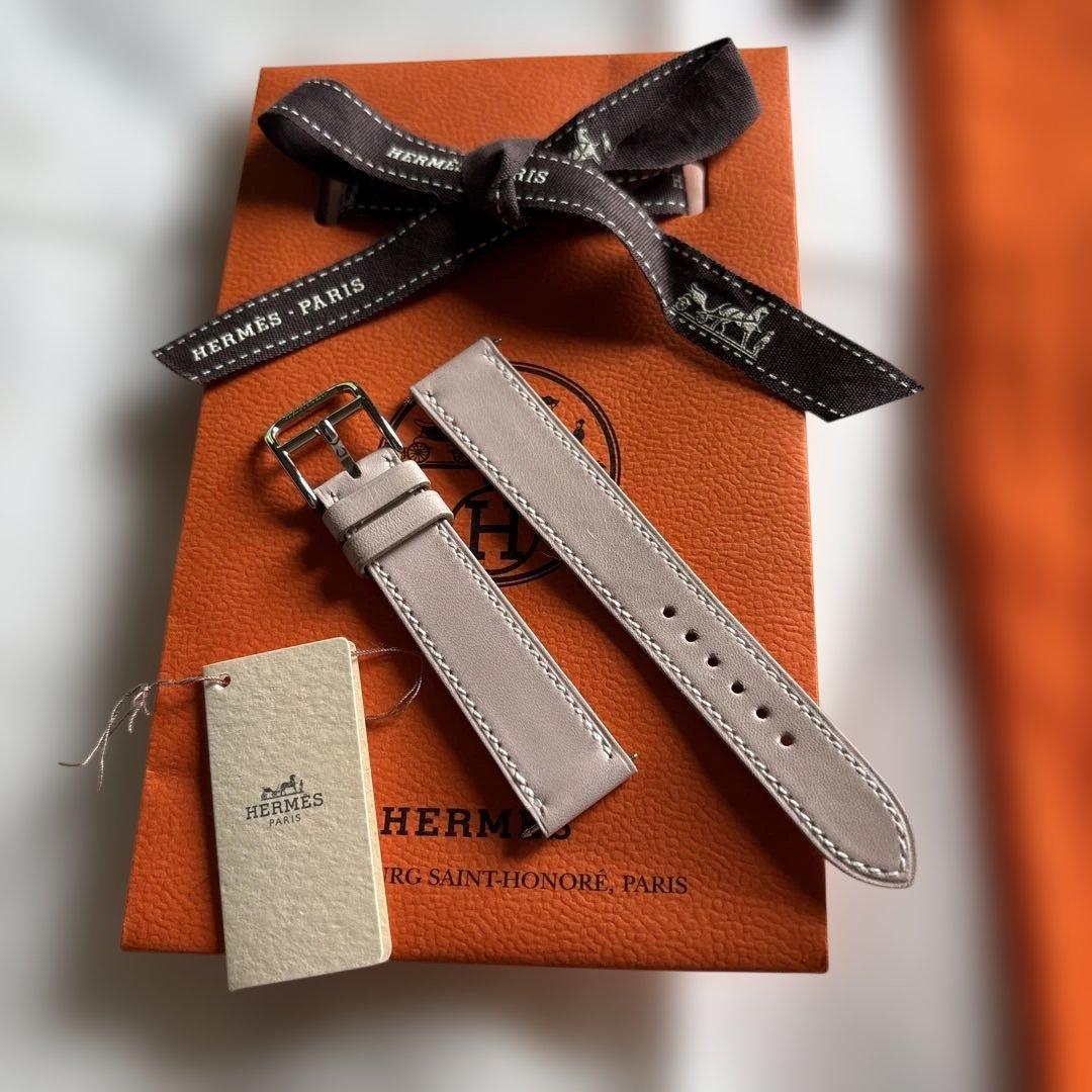 HERMES hウォッチ　薄ピンク レザー 時計替ベルト　　お得　尾錠付き