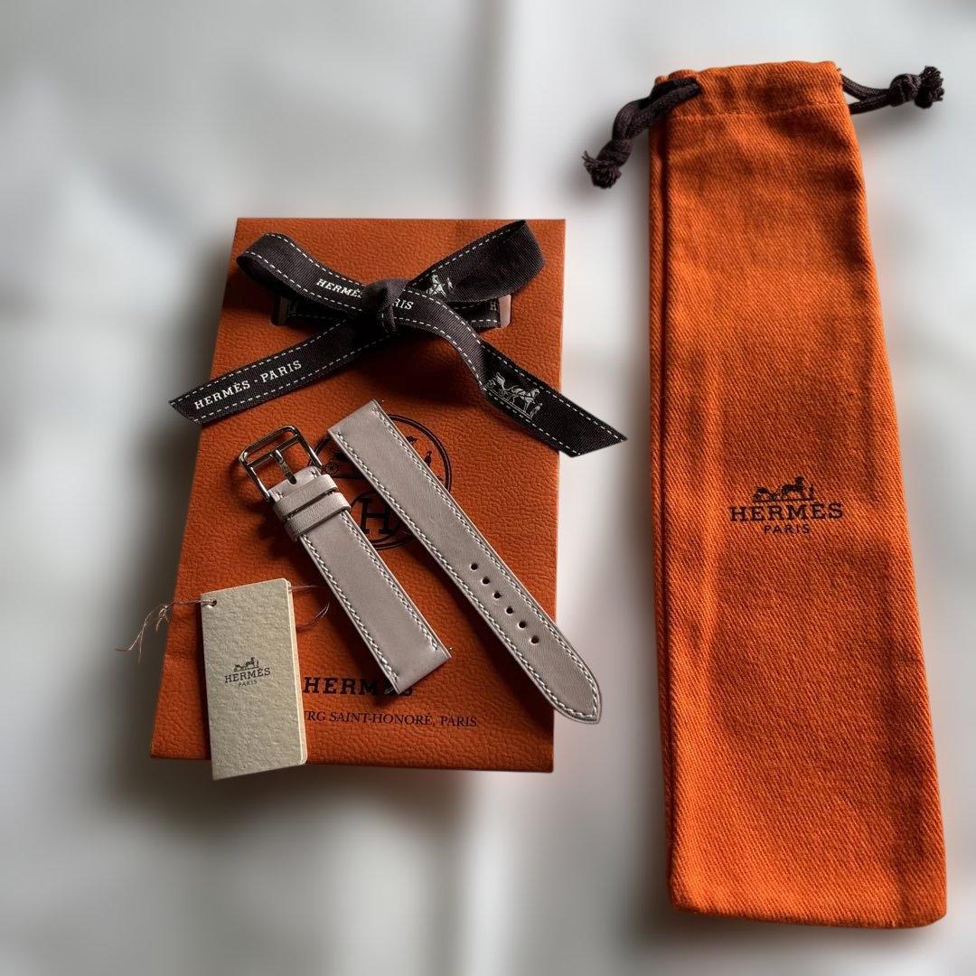 HERMES hウォッチ　薄ピンク レザー 時計替ベルト　　お得　尾錠付き