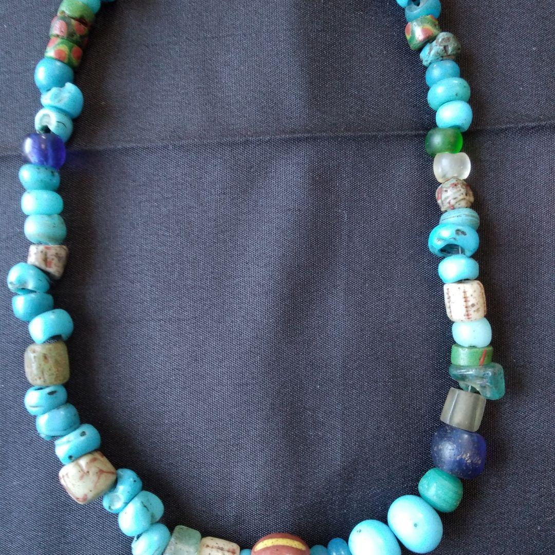 古代ガラスネックレス　ガラスネックレス　ネックレス　古代ガラス　NO 1