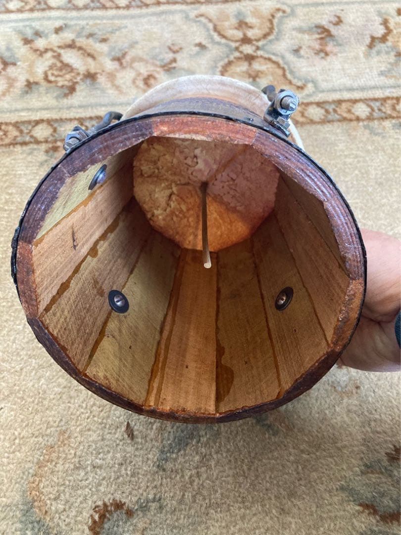 【ヘコヘコ】（ブラジルの楽器）マエストロの彫刻入り