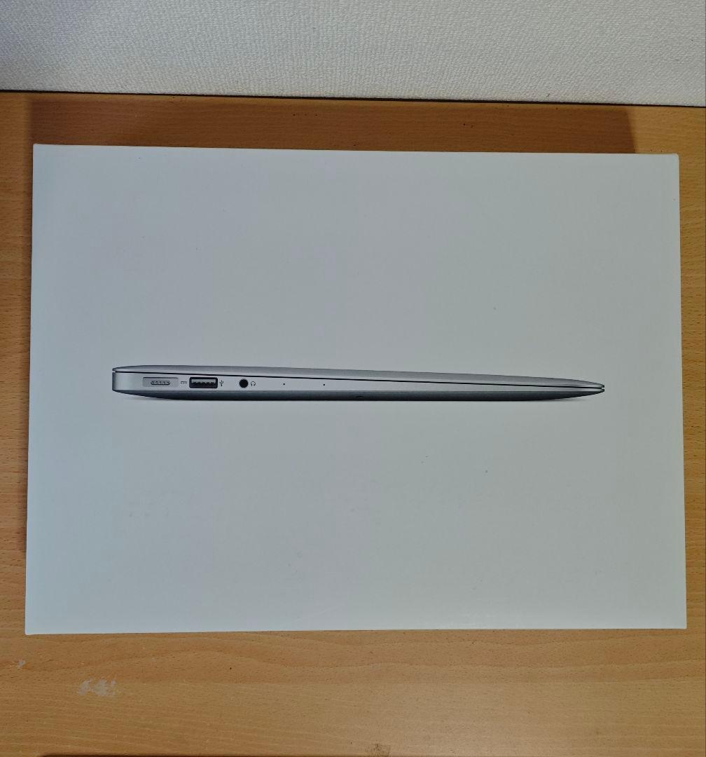 【良品】Macbook Air 13インチ i5 8G バッテリー◯