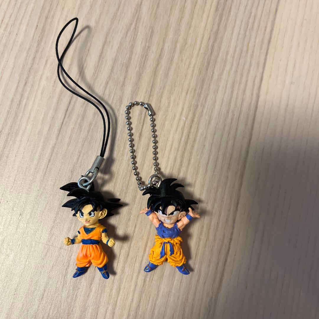 ドラゴンボール ストラップ 42個セットと仙豆の袋