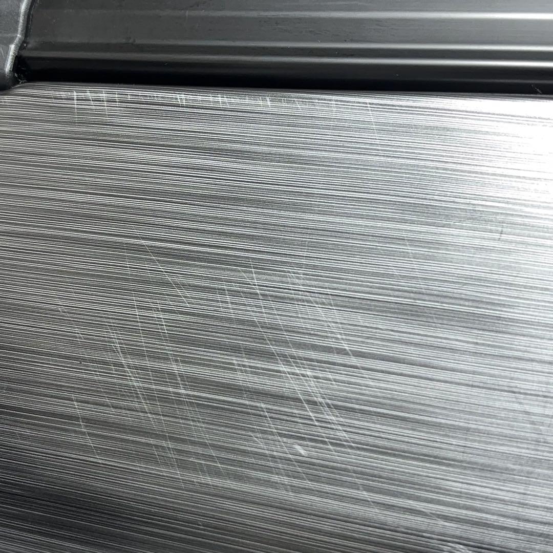 エンポリオアルマーニ ビッグロゴ キャリーケース ヘアライン柄 シルバーグレー