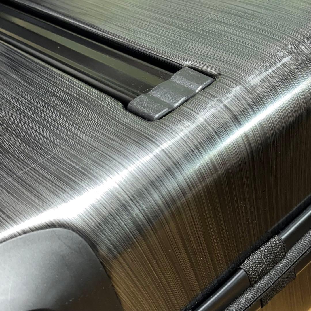 エンポリオアルマーニ ビッグロゴ キャリーケース ヘアライン柄 シルバーグレー