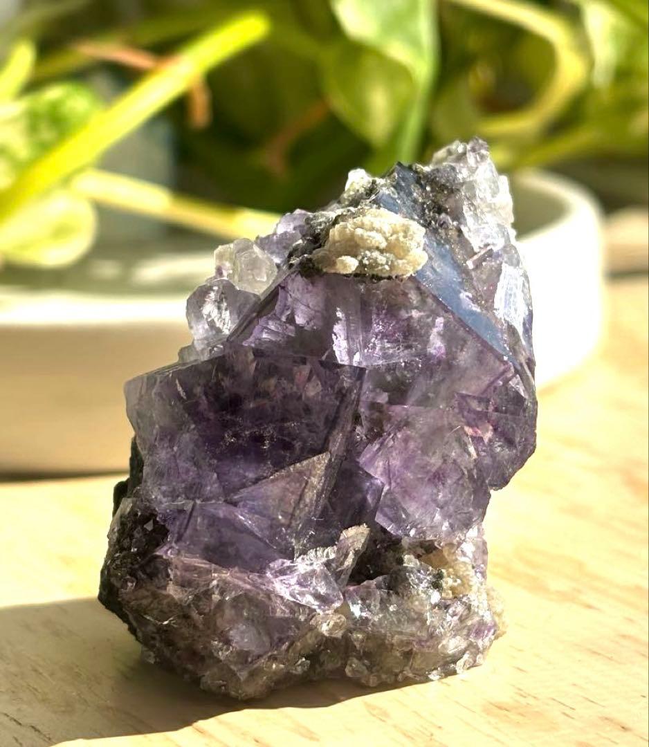 中国産　フローライト　パイライト　水晶　共生鉱物　原石　鉱物標本