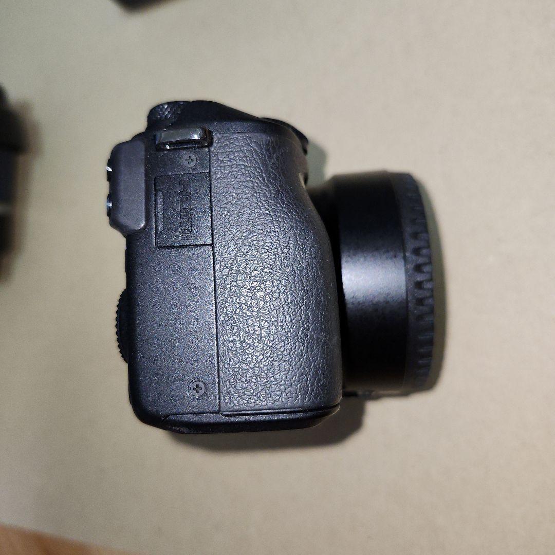 Canon EOS M3 ミラーレス一眼　+　18-55mmレンズ