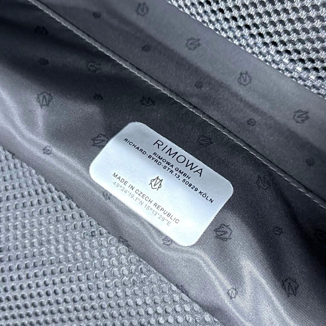 美品 RIMOWAリモワ ESSENTIAL CABIN S マットブラック