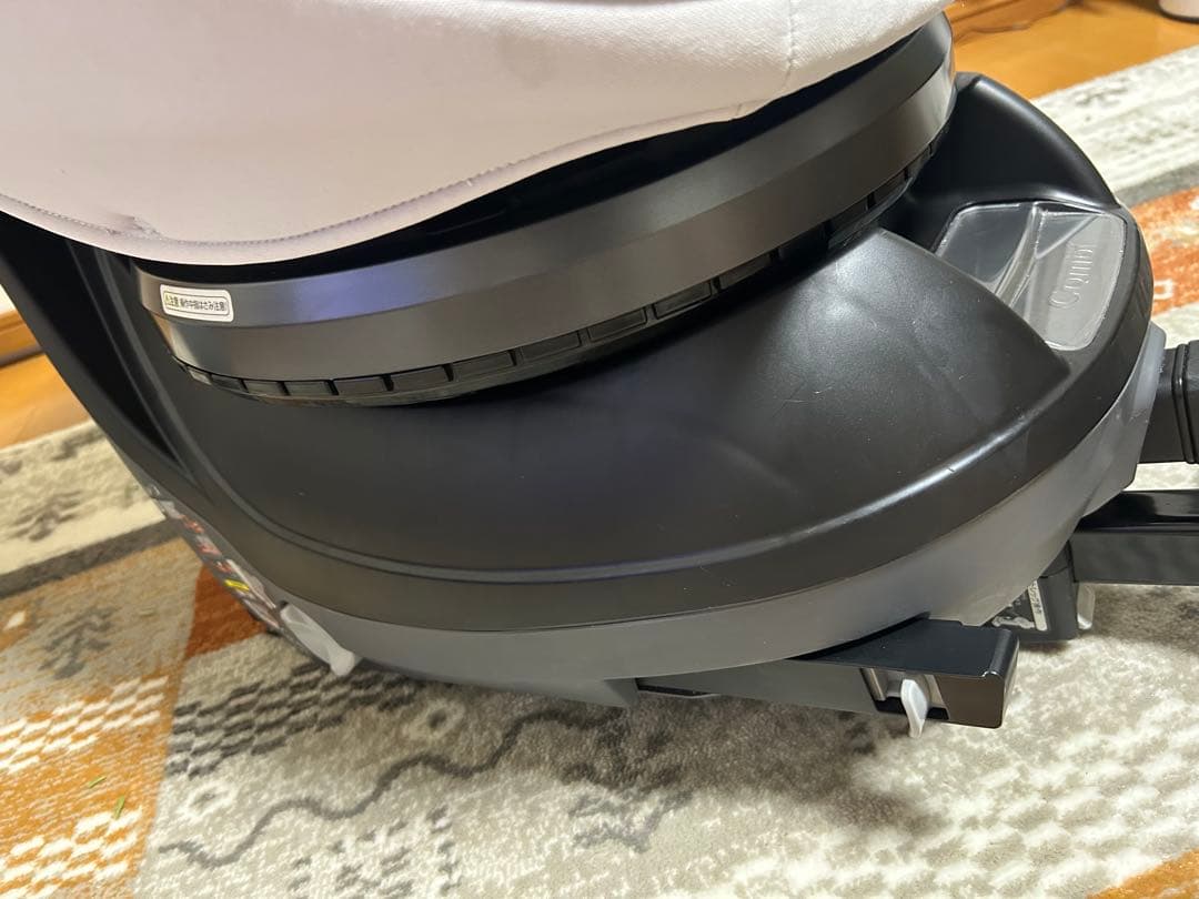 美品　コンビ　クルムーヴスマート　ISOFIX エッグショックJL-540グレー