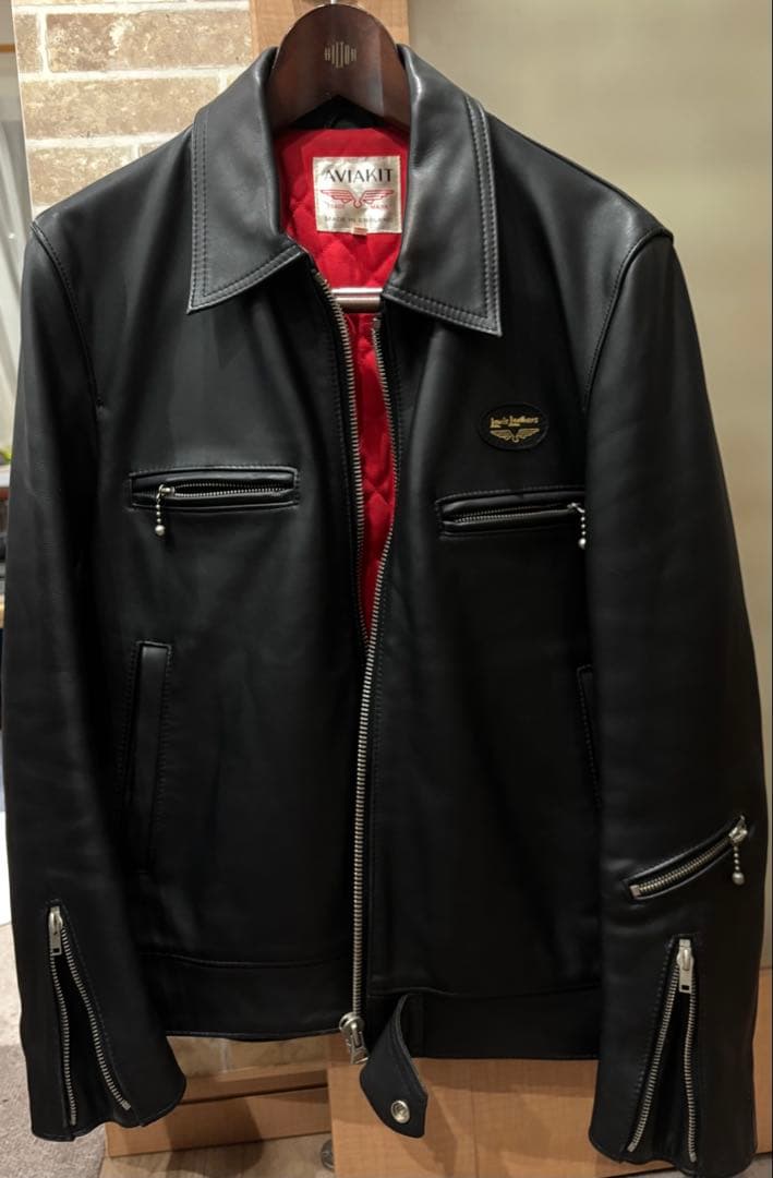 AVIakit ブラックレザー シングルライダース 40