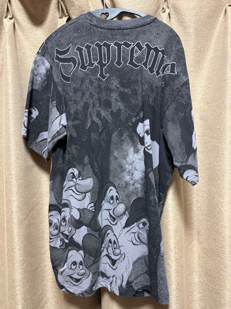 ［PEACE］Supreme  White S/S Top