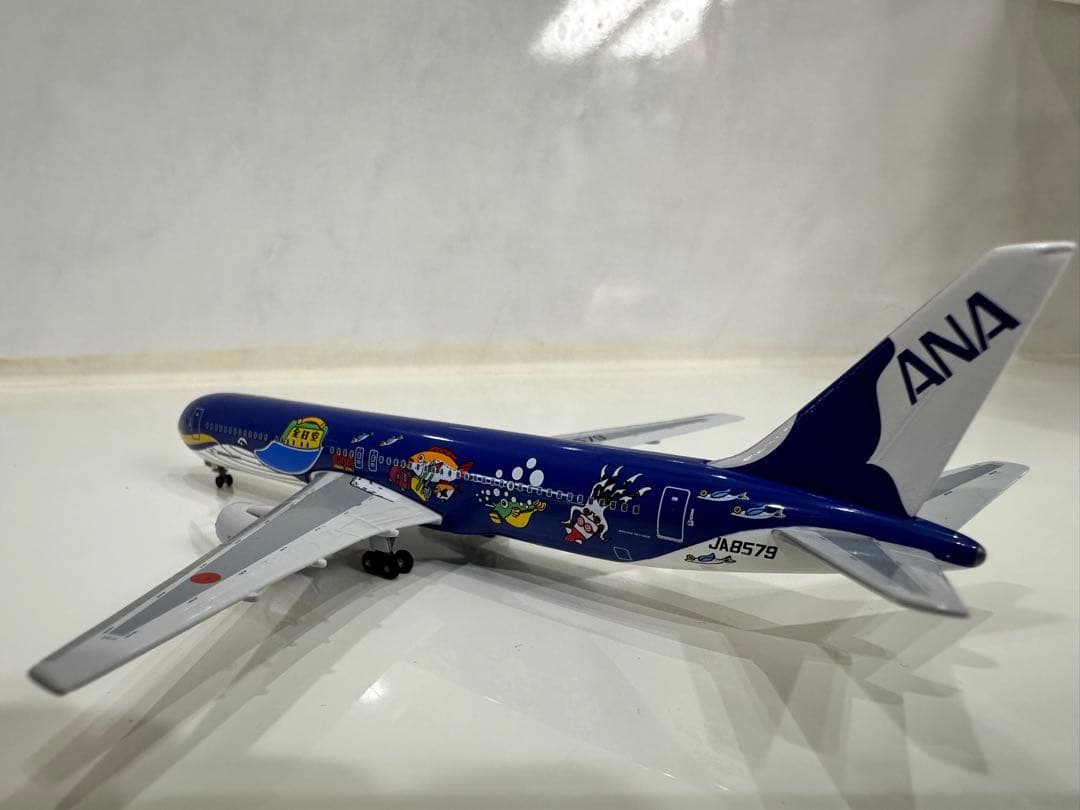 ANAボーイング767 マリンジャンボJr特別塗装 1:400ダイキャストモデル