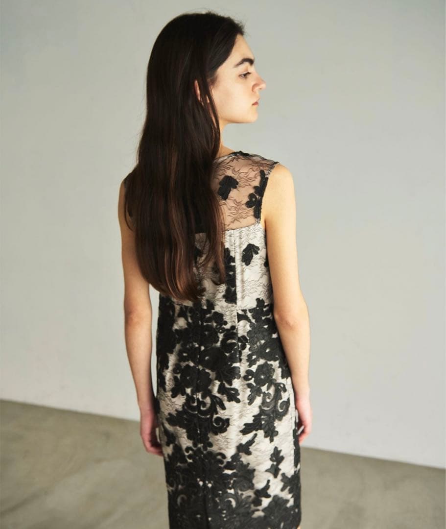 グレースコンチネンタル　レースドレス