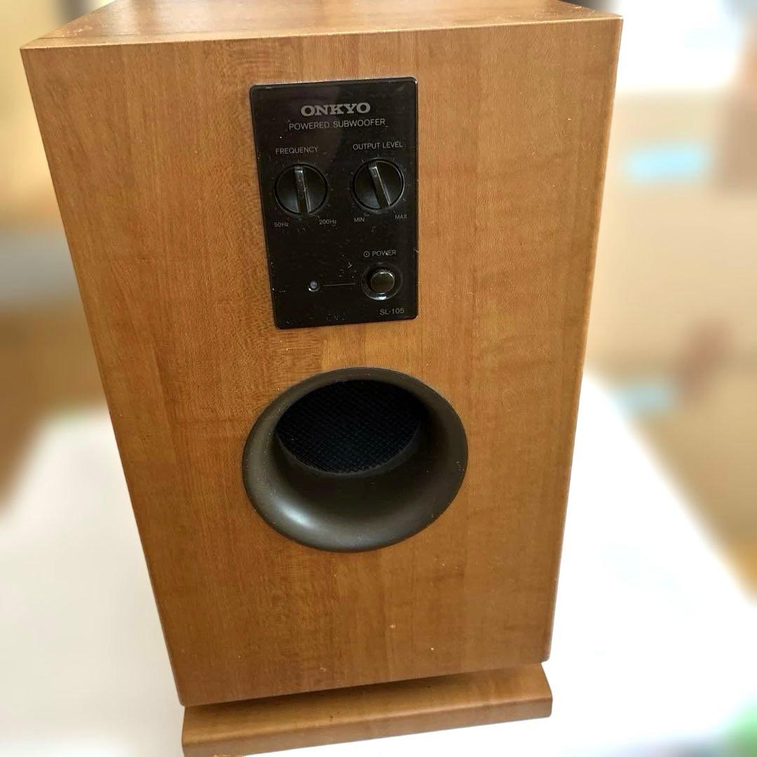 美品　ONKYO オンキョーアンプ内蔵サブウーファー　SL-105