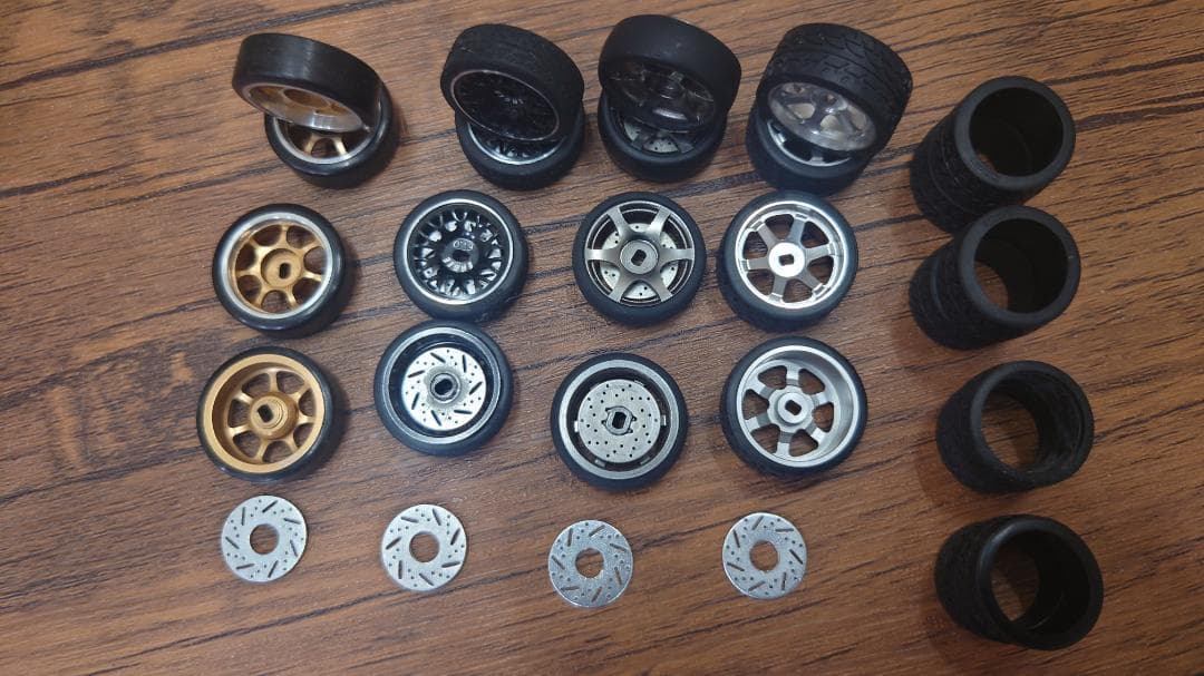 京商 ミニッツ MA　タイヤ ホイール ブレーキローターセット