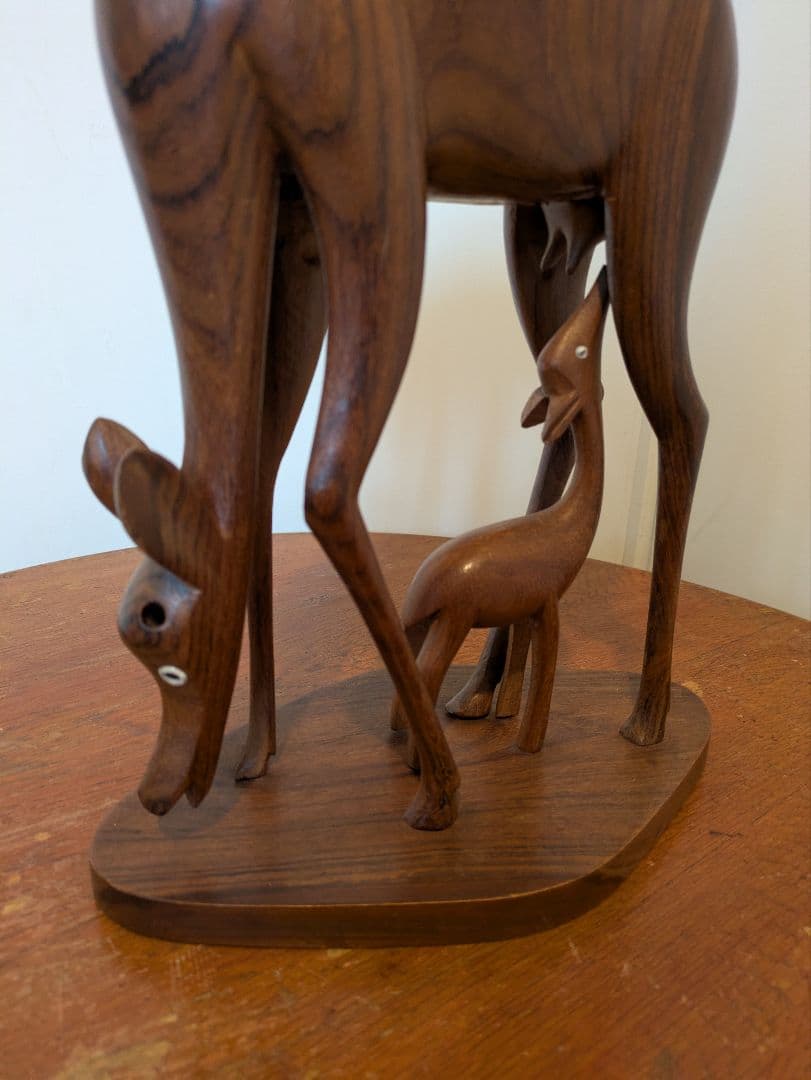 ヴィンテージ 木製 木彫りのオブジェ 母鹿と子鹿 チーク