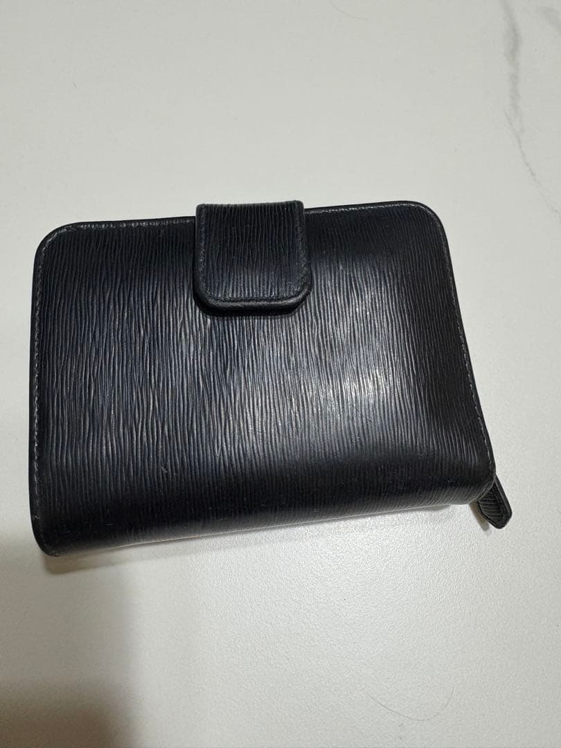 PRADA エピレザー 二つ折り財布 黒
