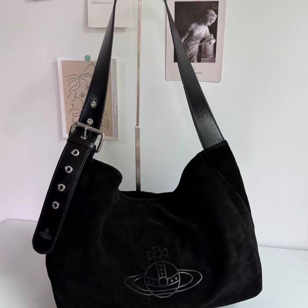 Vivienne Westwood ブラックスエードショルダーバッグボディバッグ